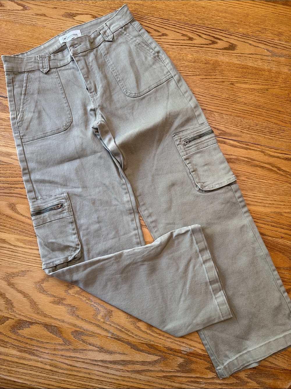 Celebrity Pink Wide-Leg Cargo Jeans
